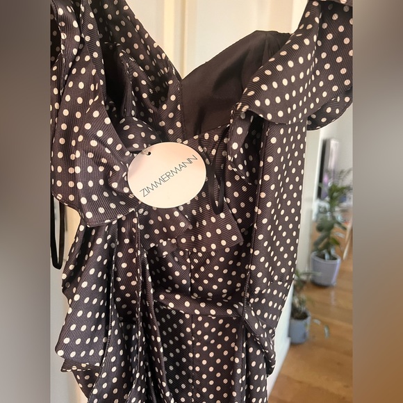 ZIMMERMANN POLKA DOT V NECK DRESS SIZE 0
Never worn - brand new with tag - Picture 3 of 4